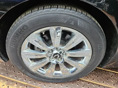 Hyundai Equus 2010, 96578 км, за 3252.67 USD - фото 9