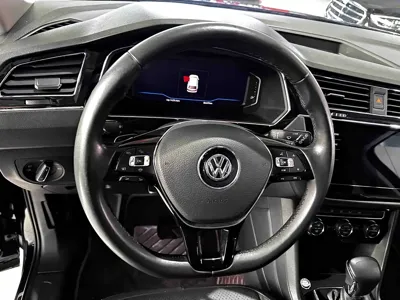 Volkswagen Tiguan L 2020, 86000 км, за 11480.1 USD - фото 7