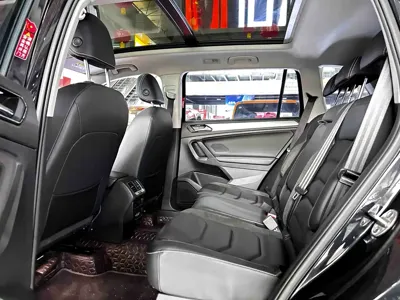 Volkswagen Tiguan L 2020, 86000 км, за 11480.1 USD - фото 8