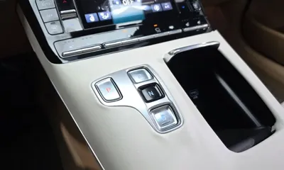 Hyundai Grandeur 2020, 186563 км, за 12208.28 USD - фото 9