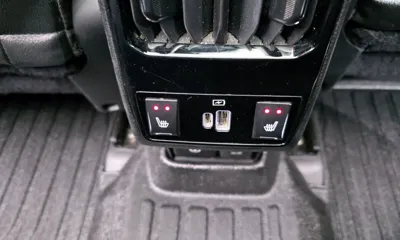 Jeep Compass 2022, 96473 км, за 13391.4 USD - фото 19