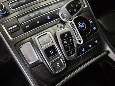 Hyundai Santafe 2021, 166323 км, за 10076.05 USD - фото 8