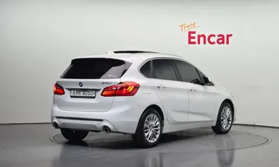 BMW 2-Series 2019, 52979 км, за 11166.17 USD