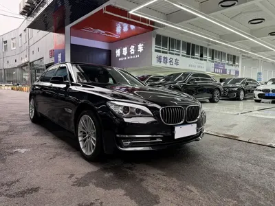 BMW 7 Series 2015, 93000 км, за 17386.42 USD