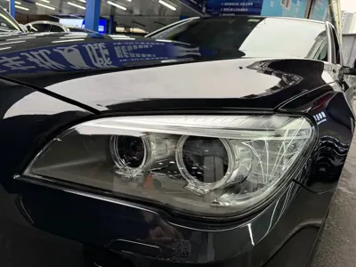 BMW 7 Series 2015, 93000 км, за 17386.42 USD