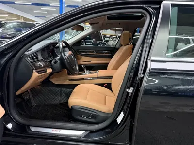 BMW 7 Series 2015, 93000 км, за 17386.42 USD - фото 6