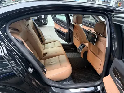 BMW 7 Series 2015, 93000 км, за 17386.42 USD - фото 21