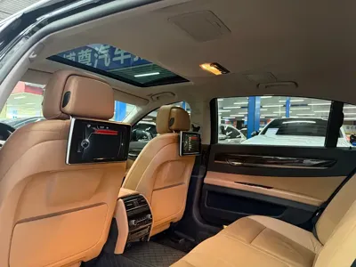BMW 7 Series 2015, 93000 км, за 17386.42 USD - фото 22