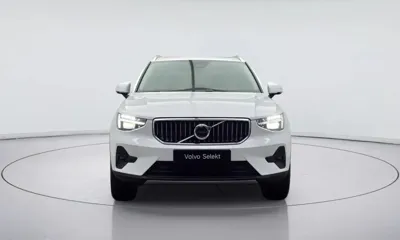 Volvo XC40 2026, 646 км, за 28013.04 USD