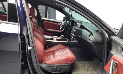 Kia Stinger 2021, 50440 км, за 23395.95 USD - фото 26