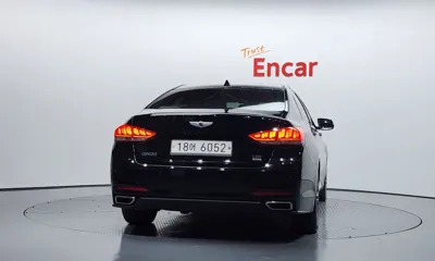 Hyundai Genesis 2015, 172595 км, за 5445.35 USD