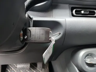 Wuling Hongguang EV 2025, 8400 км, за 8225.27 USD - фото 9