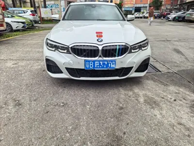 BMW 3 Series 2019, 43000 км, за 18098.53 USD