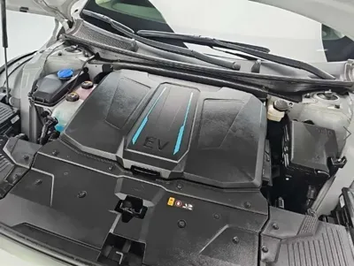 Hyundai Ioniq5 2023, 224425 км, за 12036.51 USD