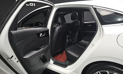 Kia K3 2022, 28157 км, за 13742.98 USD - фото 12