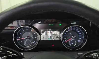 Hyundai Grandeur 2020, 73334 км, за 14410.37 USD - фото 8