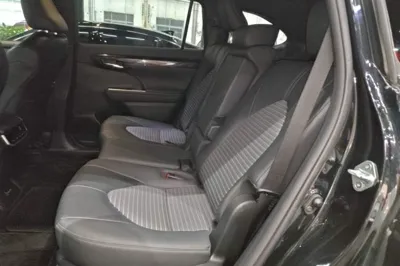 Toyota Crown Kluger 2023, 26200 км, за 33753 USD - фото 25