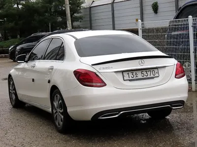 Mercedes-Benz C-Class 2017, 183957 км, за 8467.9 USD
