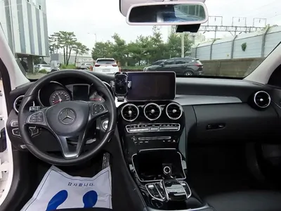 Mercedes-Benz C-Class 2017, 183957 км, за 8391.89 USD - фото 7