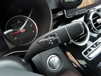 Mercedes-Benz C-Class 2017, 183957 км, за 8391.89 USD - фото 9