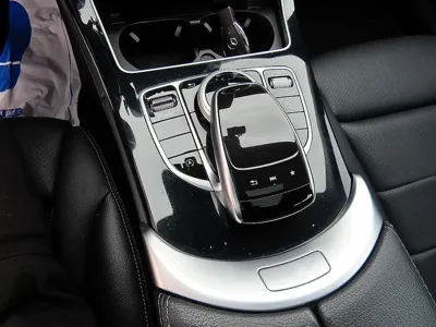 Mercedes-Benz C-Class 2017, 183957 км, за 8391.89 USD - фото 11