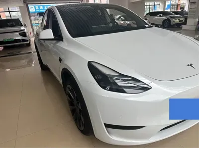 Tesla Model Y 2022, 120000 км, за 18951.96 USD