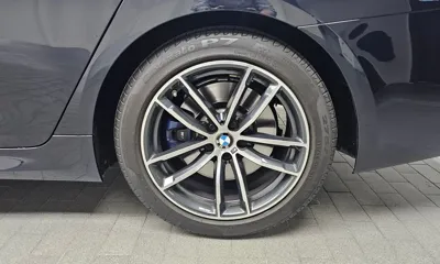 BMW 5-Series 2021, 48889 км, за 23217.58 USD
