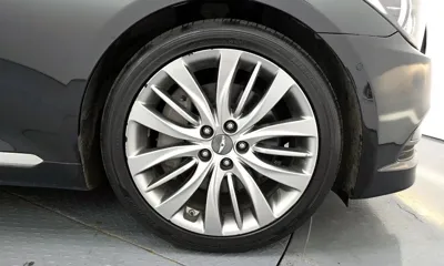 Hyundai Genesis 2016, 142526 км, за 8125.85 USD