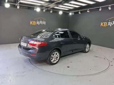Renault-KoreaSamsung SM3 2014, 153216 км, за 1387.51 USD