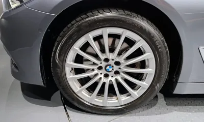 BMW 5-Series 2020, 51242 км, за 19699.15 USD