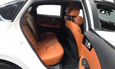 Kia K3 2022, 53389 км, за 11655.92 USD - фото 12