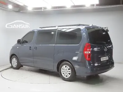 Hyundai Starex 2019, 138433 км, за 15857.28 USD