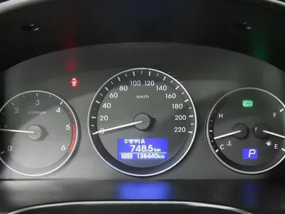 Hyundai Starex 2019, 138433 км, за 15857.28 USD - фото 6