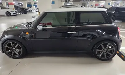 MINI Cooper 2012, 148102 км, за 3583.06 USD