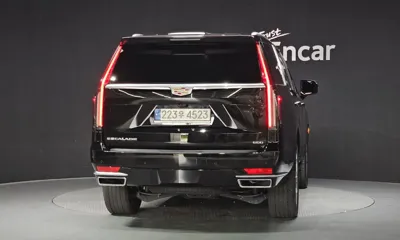 Cadillac Escalade 2022, 19548 км, за 57856.05 USD