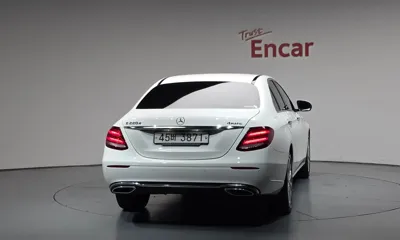 Mercedes-Benz E-Class 2019, 57082 км, за 18642.51 USD