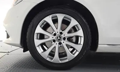 Mercedes-Benz E-Class 2019, 57082 км, за 18642.51 USD