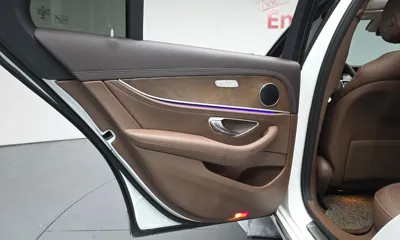 Mercedes-Benz E-Class 2019, 57082 км, за 18642.51 USD - фото 25