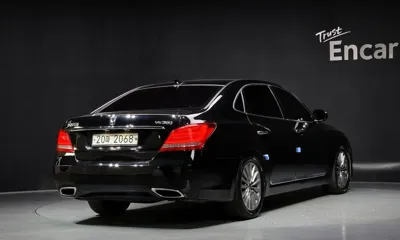 Hyundai Equus 2015, 312705 км, за 2578 USD