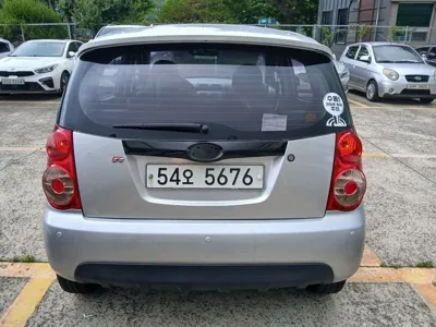 Kia Morning 2010, 200000 км, за 1105.12 USD
