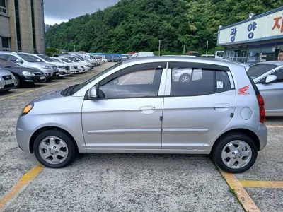 Kia Morning 2010, 200000 км, за 1105.12 USD