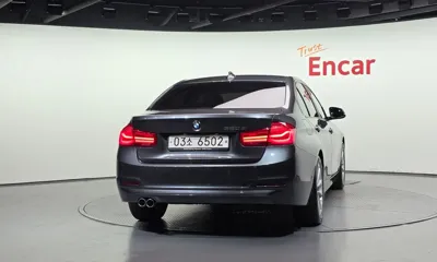 BMW 3-Series 2018, 89488 км, за 8782.21 USD