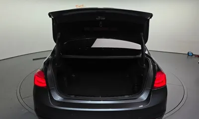 BMW 3-Series 2018, 89488 км, за 8782.21 USD - фото 20