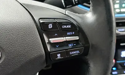 Hyundai Ioniq 2016, 172267 км, за 6236.05 USD - фото 14