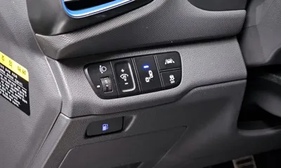 Hyundai Ioniq 2016, 172267 км, за 6236.05 USD - фото 18