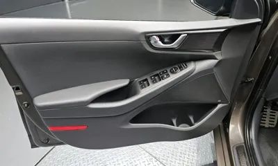 Hyundai Ioniq 2016, 172267 км, за 6236.05 USD - фото 25