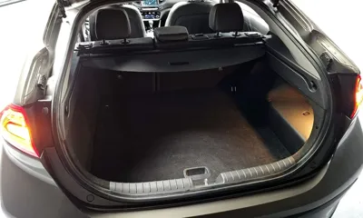 Hyundai Ioniq 2016, 172267 км, за 6236.05 USD - фото 31