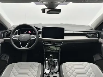 Volkswagen Tayron 2022, 15000 км, за 27714.15 USD - фото 7