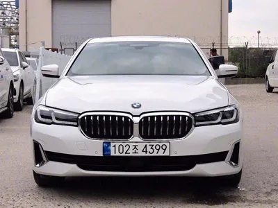 BMW 5-Series 2021, 69107 км, за 26519.63 USD