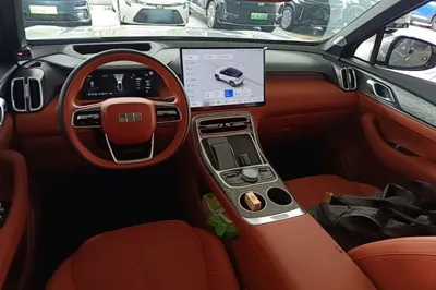 Geely Galaxy Galaxy M7 2026, 2700 км, за 21142 USD - фото 12